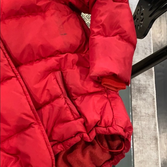 Gorgeous Red Warm Puffy Jacket - Picture 3 of 6